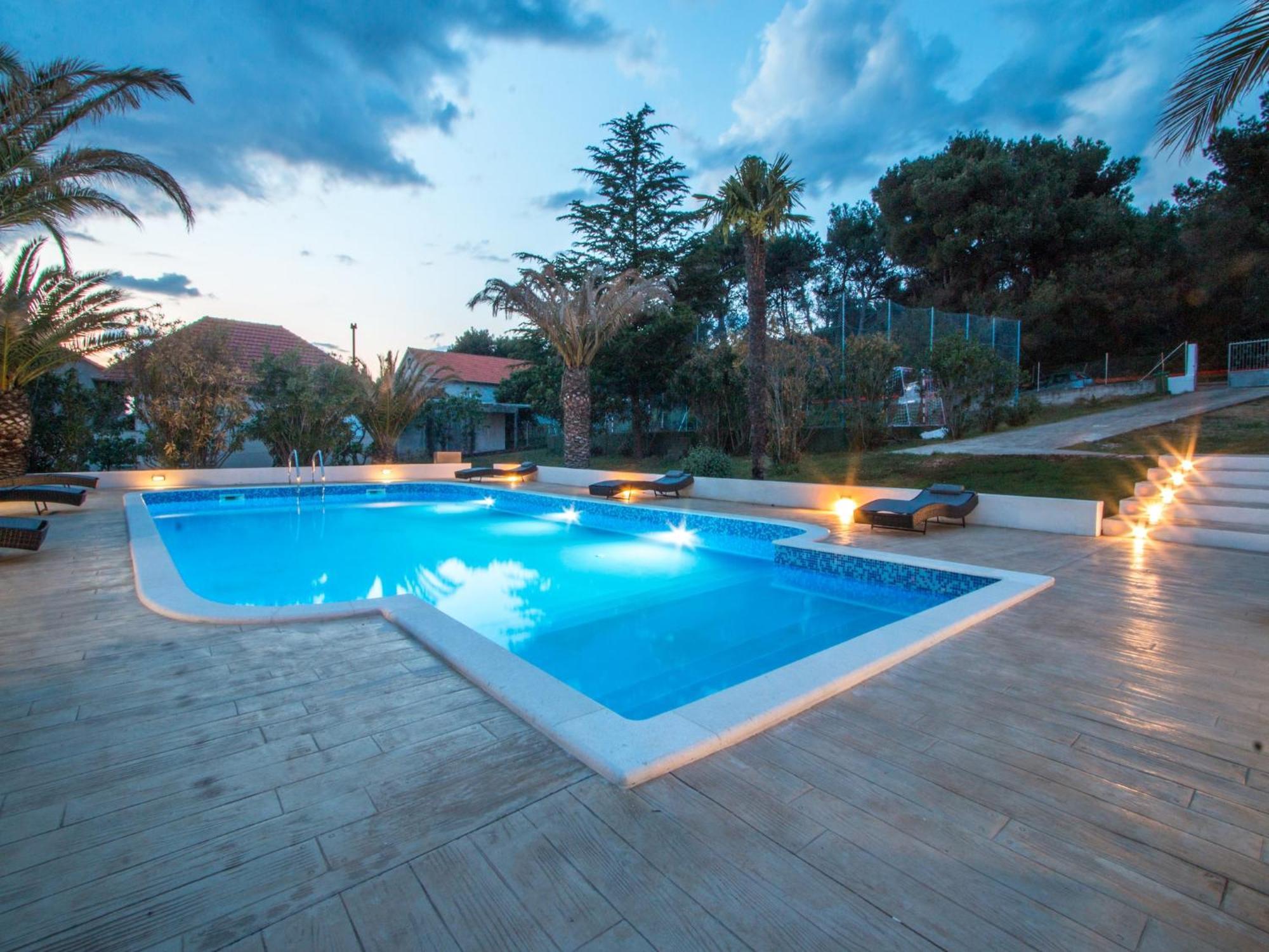Scenic Holiday Home In Bibinje Near Sea Экстерьер фото